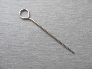 Art.950-100 Špendlík sedlářský-čalounický s očkem z pružinové oceli, rozměr 1,6 x 100 mm